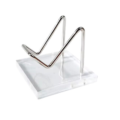 Metalinis mineralinis stendas su akrilo pagrindu, skirtas krištolo papuošalų stovui, akmeninei lentynai