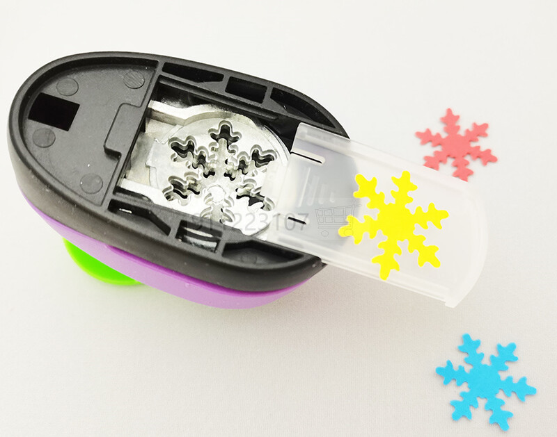 Livrare gratuită 1" 25mm set de perforatoare cu fulgi de nea de zăpadă pentru tăietor de hârtie, flori pentru albume de albume, perforatoare de hârtie, perforatoare eva