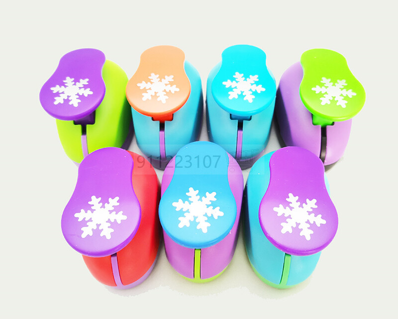 Livrare gratuită 1" 25mm set de perforatoare cu fulgi de nea de zăpadă pentru tăietor de hârtie, flori pentru albume de albume, perforatoare de hârtie, perforatoare eva