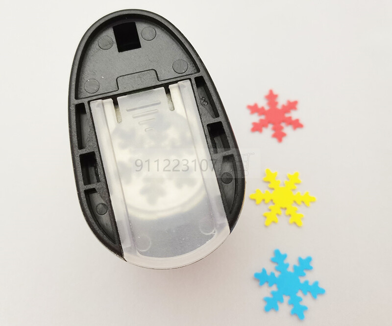 Livrare gratuită 1" 25mm set de perforatoare cu fulgi de nea de zăpadă pentru tăietor de hârtie, flori pentru albume de albume, perforatoare de hârtie, perforatoare eva