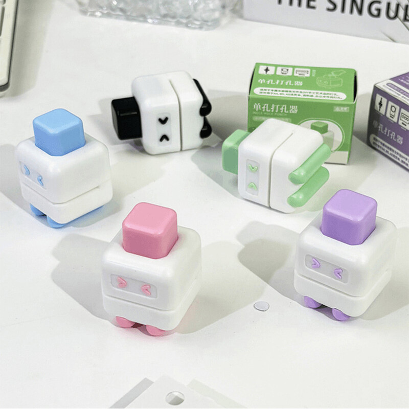 Перфоратор за хартия с един отвор Малък мини перфоратор за подвързващо вещество Творчески Направи си сам Ръчен кръгъл нож Преносим канцеларски консумативи за подвързване