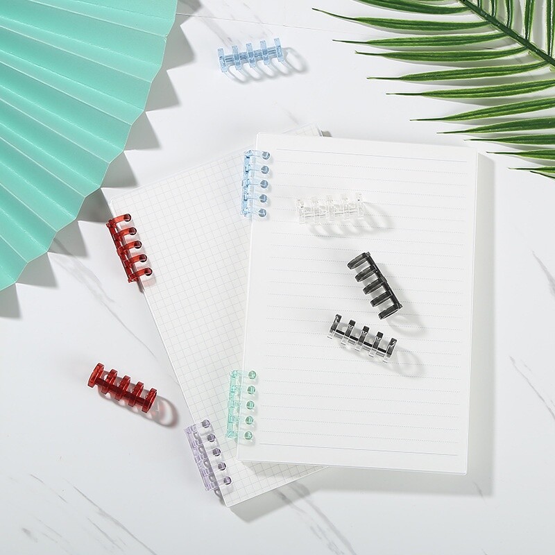10 bucăți cu 5 găuri, cu inele din plastic, A5/B5, pentru caiete de papetărie