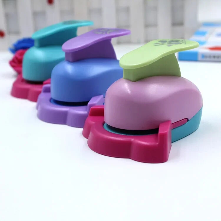 Направи си сам ъглов перфоратор Релефна хартия Ъглов нож Изработка на тример Перфоратор за лексикон Хартиени занаяти Перфоратор