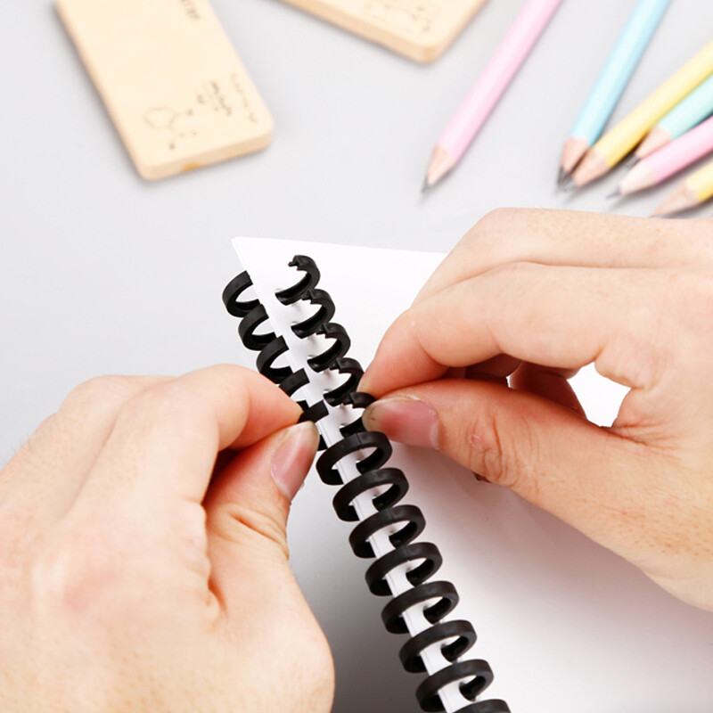 Naujas 30 skylių skylės skersmuo 14 mm permatomas spalvingas rišamasis žiedas plastikinis surišamasis žiedas biuro reikmenys „pasidaryk pats“ akyta ritė