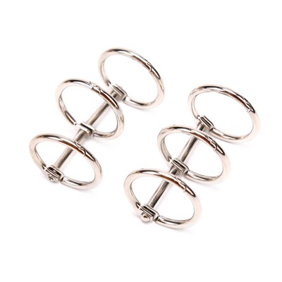 2 vnt metalinis laisvų lapų segtuvas 3 žiedai nešiojamojo kompiuterio albumui, iškarpų knygelės segtukai, metaliniai žiediniai segtuvai, kalendorius, apskritimas, raštinės reikmenys