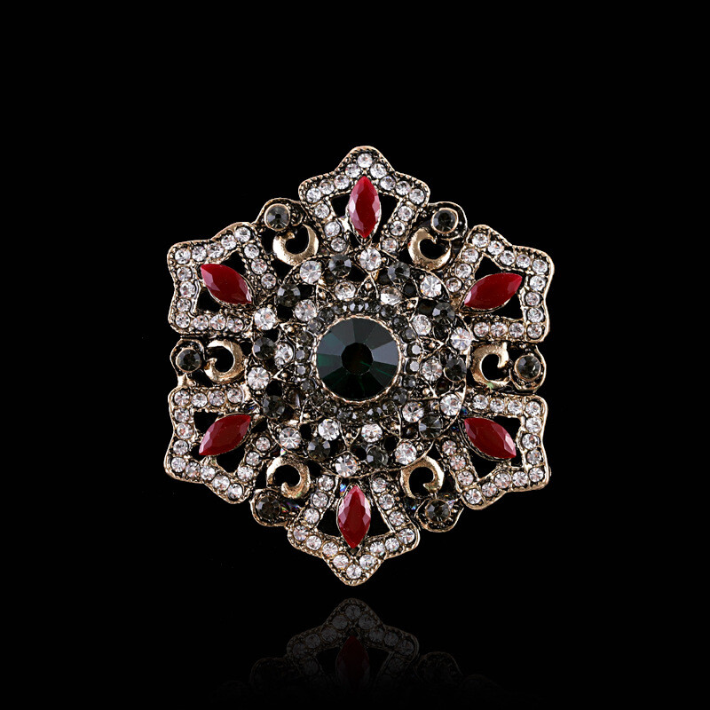 Europska i američka moda barokna palača retro broš šuplji bedž korzaž vrhunski prekogranični božićni odjevni dodaci