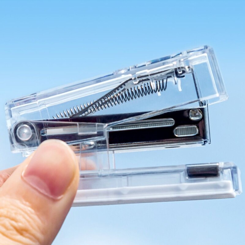 Mini miniklammerdaja 1000 klambriga Multifunktsionaalne kontoriköitmistööriistad Mugavad kaasaskantavad paberiköitjad Paberiköitmine