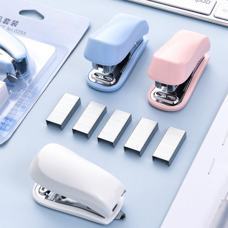 Комплект мини телбод Преносим малък телбод и телбод за подвързване на хартия Студентски канцеларски материали Синьо Розово Бяло