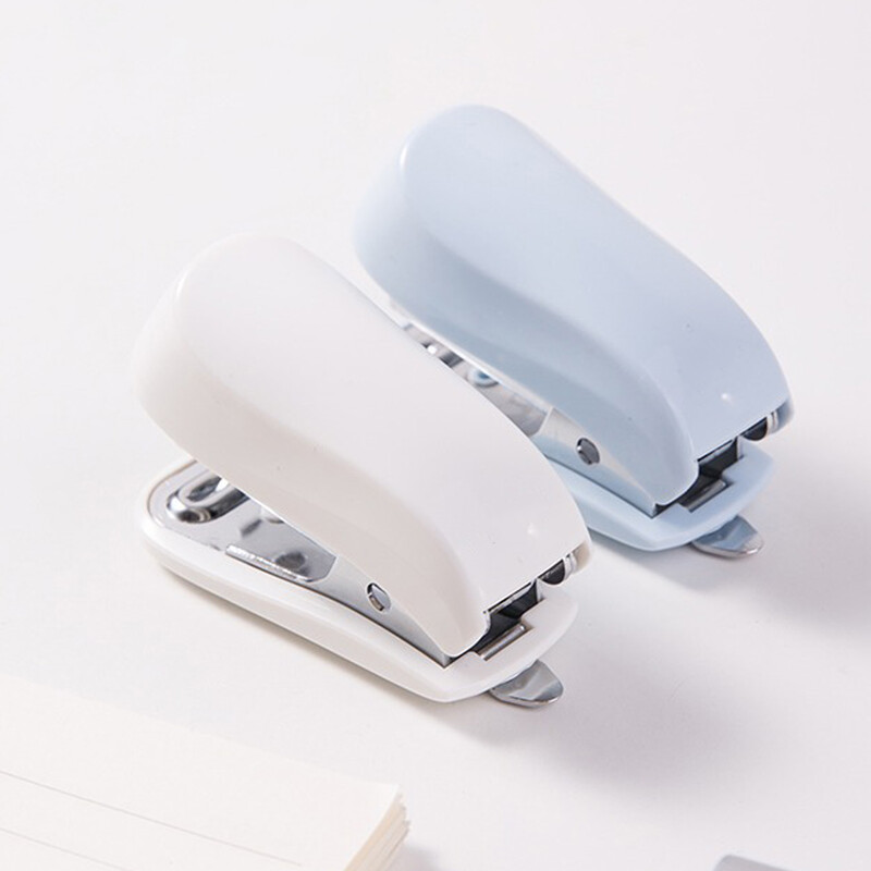 Комплект мини телбод Преносим малък телбод и телбод за подвързване на хартия Студентски канцеларски материали Синьо Розово Бяло