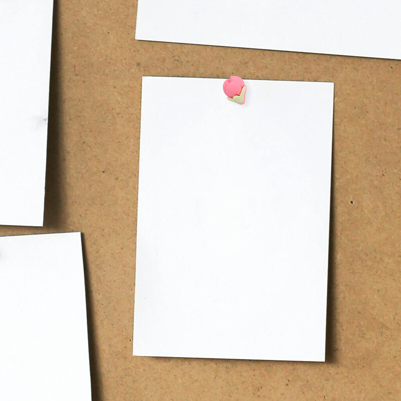 20 buc. Flori din rășină, flori de piersic, știfturi de birou, picturi de hartă, ace de metal, știfturi delicate, cu flori delicate