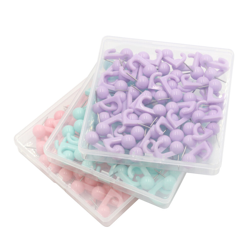 50 komada Kuka, pribadače, čavli, makaroni, u boji, studentska plutena ploča, pribadača, pisaći pribor, čavli, pribadače, vješalice, zidne igle, plutena ploča