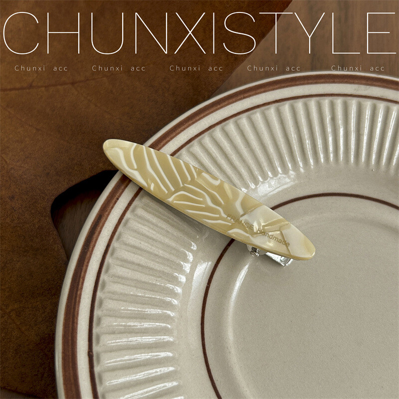 ühesõnaline juukseklamber lihtne retro otsmikuklamber tukkidega katkised juukseklambrid kallid mütsid küljeluu klamber