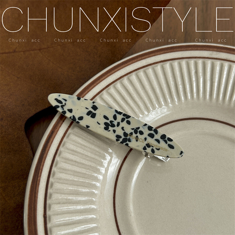 ühesõnaline juukseklamber lihtne retro otsmikuklamber tukkidega katkised juukseklambrid kallid mütsid küljeluu klamber