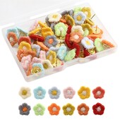 Lillekujundusega nööpnõelad Värvilised tikandid Lillenõelad kontori sisekujunduseks 60 tk. tahvli teadetetahvlile