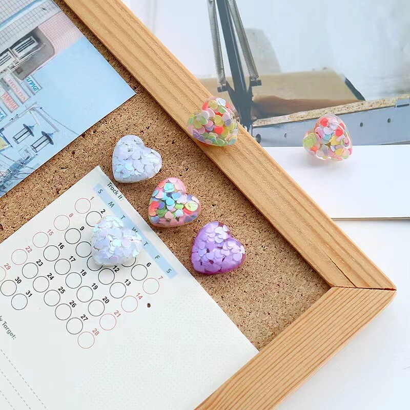 1 kast Armsad litrid Südamekujulised lamedad pildiküüned I-kujulised küüned Kunstlikud korgiviltplaadist pressküüned Dekoratiivsed pöidlad