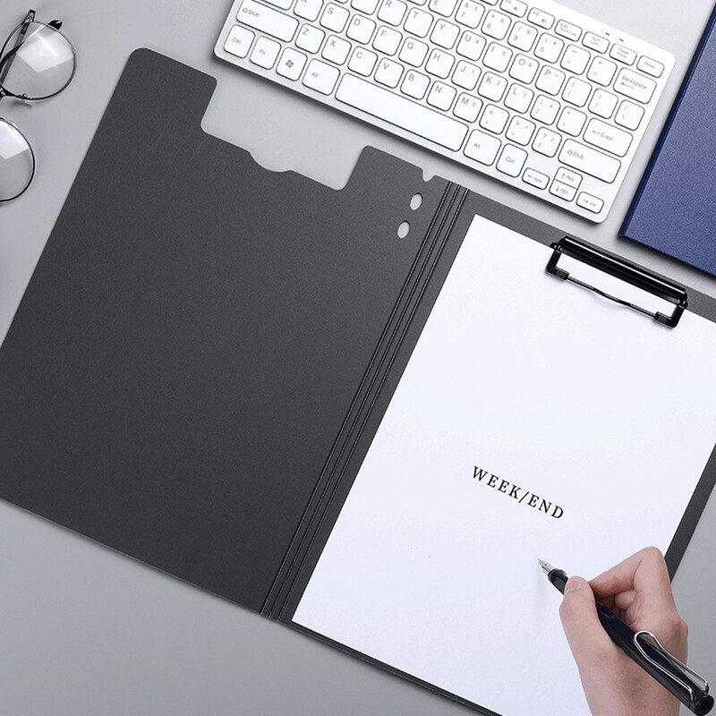 Dvigubas metalinis segtukas A4 dydžio 360 laipsnių sulankstomas failo viršelio aplanko rašymo iškarpinės, skirtos biuro medicinos lauko mokyklos darbo pokalbiui