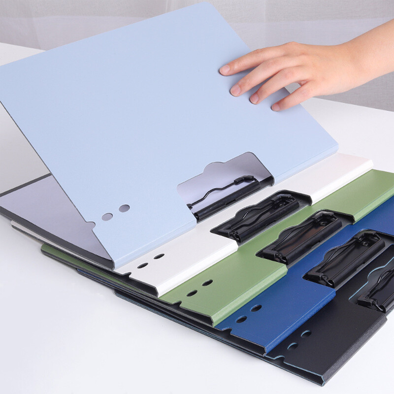 Dvigubas metalinis segtukas A4 dydžio 360 laipsnių sulankstomas failo viršelio aplanko rašymo iškarpinės, skirtos biuro medicinos lauko mokyklos darbo pokalbiui