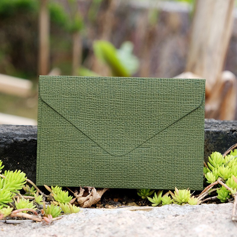 20 бр. 7*10,5 см ленен текстуриран триъгълен плик, реколта, 8-цветен празен плик, карта, скрапбукинг, писмо, подаръчни консумативи