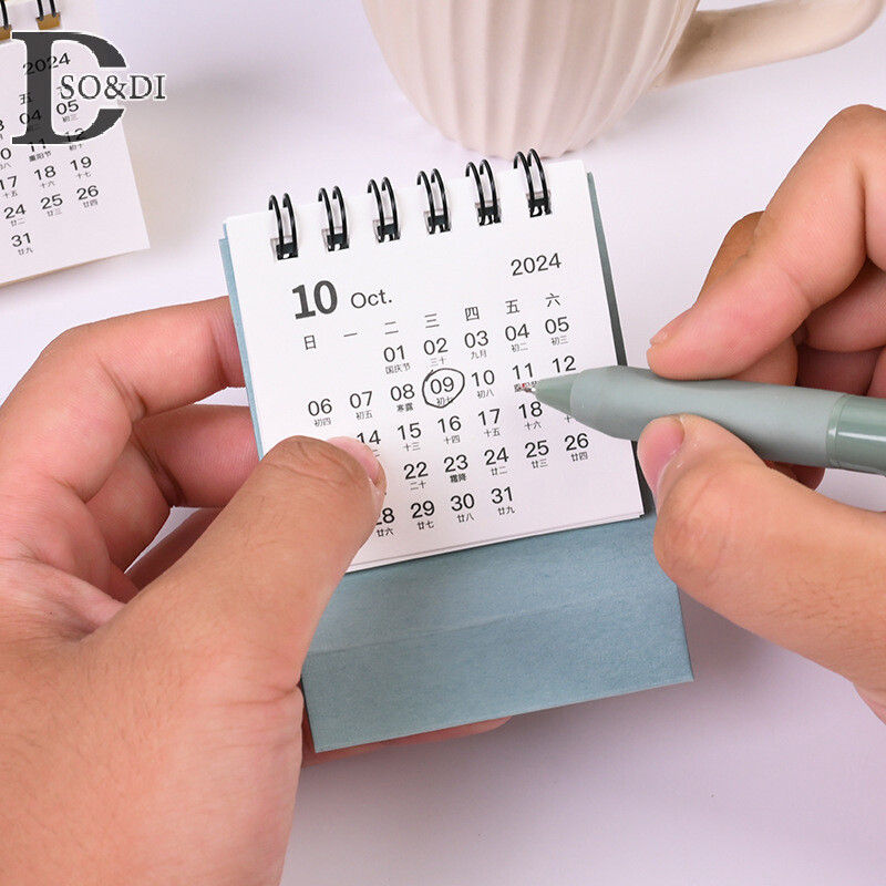 Crno-bijeli 2024. 2025. Stolni kalendar Kawaii Coil Kalendar Popis zadataka Mjesečni dnevni planer Dnevni red Organizator Slatki uredski pribor