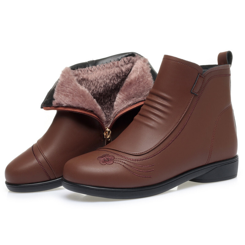 Mamine pamučne cipele jesen i zima novi stil baršunaste tople ravne kratke čizme kratke čizme na nisku petu protiv klizanja s mekanim potplatom udobne ženske čizme za srednje i starije osobe