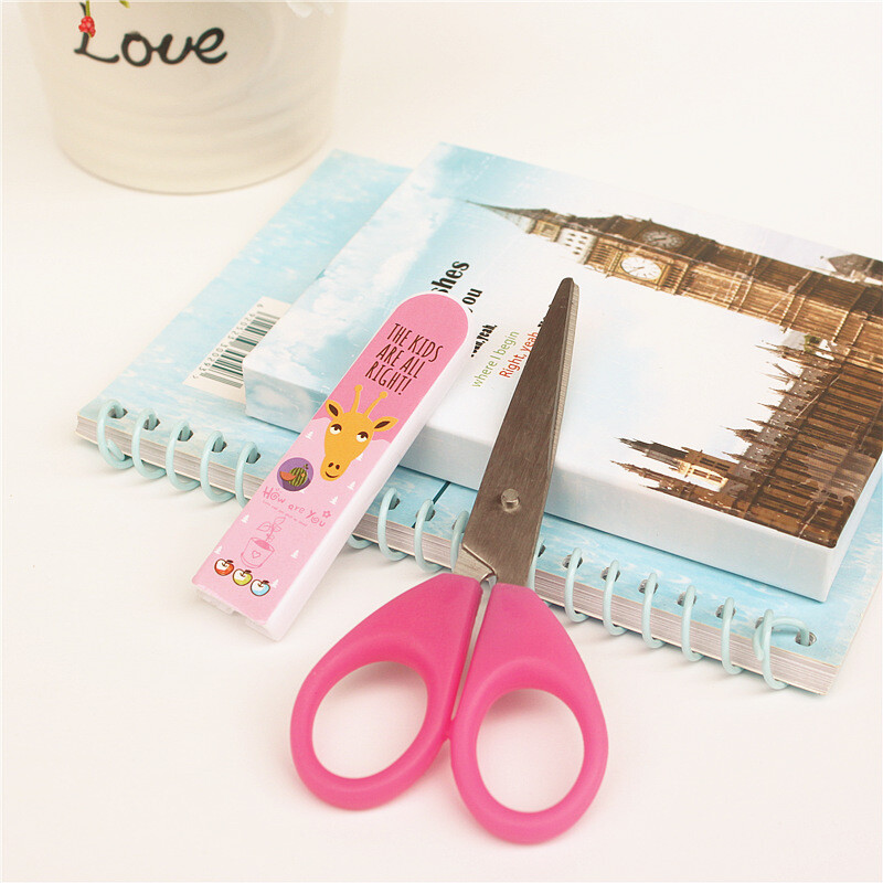 1PC Papetărie pentru elevi de școală Foarfece Copii cu foarfece de siguranță acoperite 3 modele de animale minunate