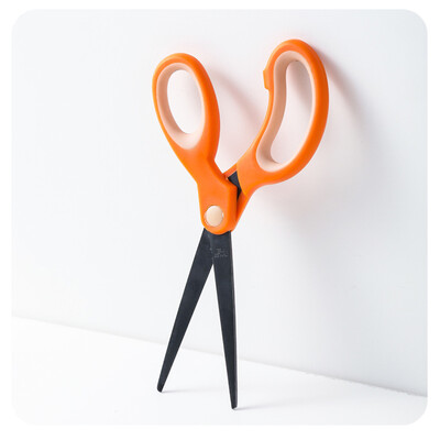 Melnas nerūsējošā tērauda šķēres studentu kancelejas piederumi šķēres mājsaimniecības daudzfunkcionālas biroja drēbnieku šķēres amatniecības piederumi