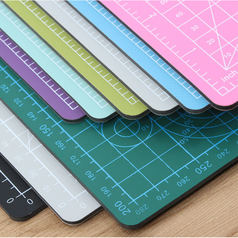 A5 griešanas paklājs Pašdziedinošs abpusējs, videi draudzīgs, izturīgs abpusējs galda paklājiņš, kas paredzēts šūšanai, stepēšanas mākslas projektiem