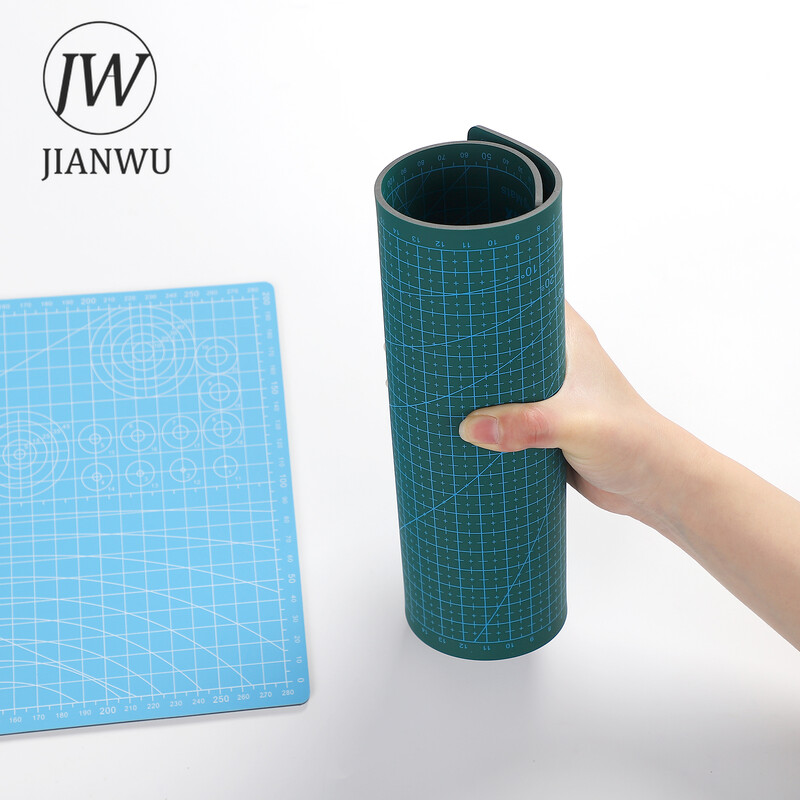 JIANWU 300*220mm manuāla galddatora griešanas dēlis Daudzfunkcionāls A4 griešanas paliktnis DIY mākslas gravēšanas rīks Piederumi Kancelejas piederumi