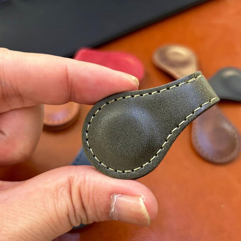 Vintage nahast järjehoidjad Magnetjärjehoidjad Isikupärastatud graveeritud järjehoidjad Raamatumarkerid Kontoritarbed kirjaklambrid Kingitused