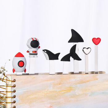 1Pc Metal Bookmark Pagination Mark Book Clip Books Support 3D Metal Love Heart Shark Fin Σχολικές προμήθειες γραφείου αστροναυτών