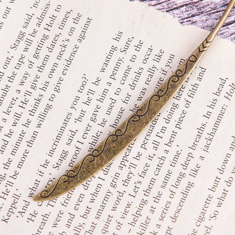 Naljakas kell metallist järjehoidjad Vintage Retro Tower raamatumarker Kirjaklambrid lastele Kingitus Kirjatarbed Üliõpilaskingitus