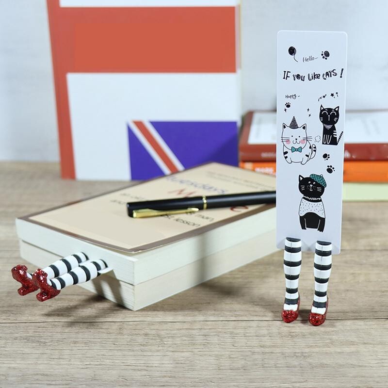 1PCS 3d Wicked Witch Bookmark Крака от ABS Witch Bookmark Ръчно изработени за любителите на книги Подаръци Канцеларски материали Офис Училищни пособия