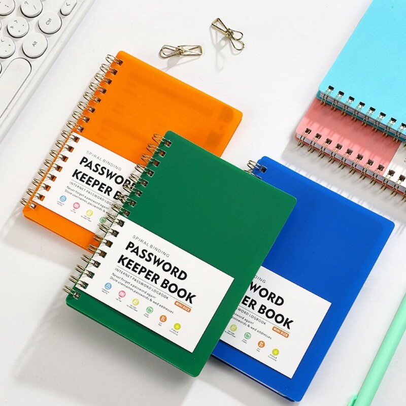 Cu file alfabetice Spiral Password Keeper Book Coil Book A6 MINI Size Password Keeper Notebook Salvare autentificări pe site