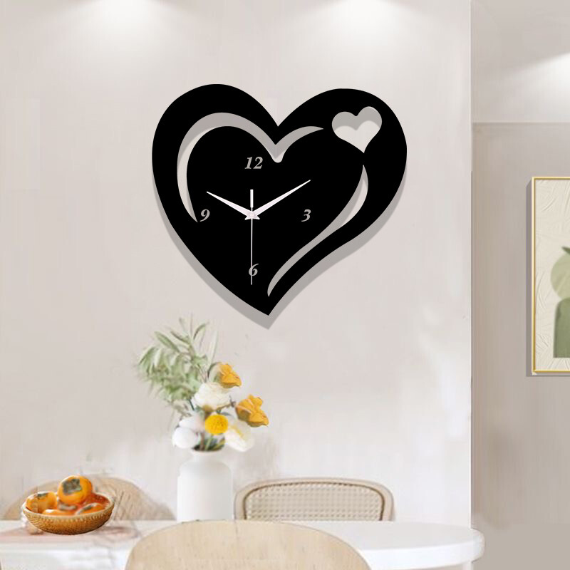 Черен любовен стенен часовник Свети Валентин Творчески безшумен часовник, подходящ за декорация на всекидневна и спалня като подарък за влюбени