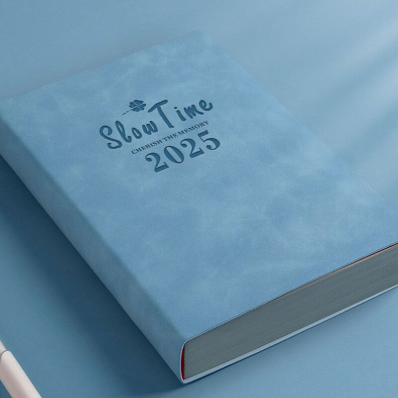 2025 Календар Книга Бизнес Бележник Учебна тетрадка План за управление на времето Книга Удебелена тетрадка Книга ученически пособия Бележници