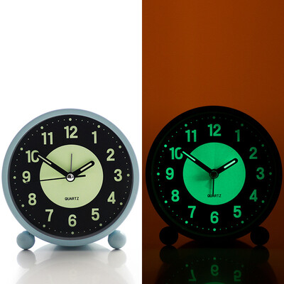 Ceas de dormitor care strălucește în întuneric Ceas de trezire, care funcționează cu baterii și fără tictaie, design modern Ceas silențios pentru dormitor