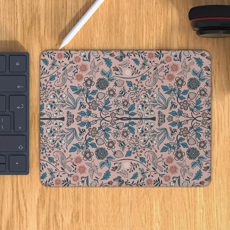 Клавиатура за малък геймър за компютърна мишка Цветя и пеперуди Офис аксесоари за бюро Подложка за подложка за мишка Подложка за игри Mause