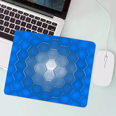 Аниме Hexagonal Honeycomb Mouse Pad Аксесоари за игри Gabinete PC Gamer Компютърна клавиатура Подложка за бюро Гумена лаптоп Малка подложка за мишка