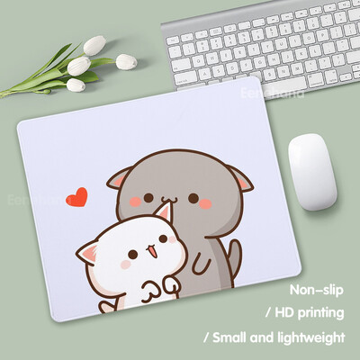 Tampă de mouse mic Anime Peach Mochi Cat Cartoon Gamer Tastatură de birou Covorașă Kawaii Mini Mouse Pad anti-alunecare Covorașe de protecție pentru birou