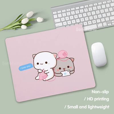 Tampă de mouse mic Anime Peach Mochi Cat Cartoon Gamer Tastatură de birou Covorașă Kawaii Mini Mouse Pad anti-alunecare Covorașe de protecție pentru birou