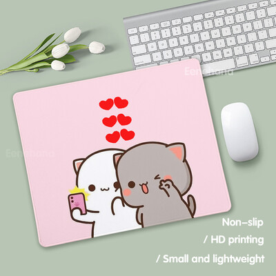 Tampă de mouse mic Anime Peach Mochi Cat Cartoon Gamer Tastatură de birou Covorașă Kawaii Mini Mouse Pad anti-alunecare Covorașe de protecție pentru birou