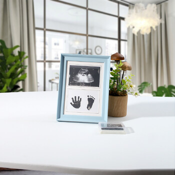 Κορνίζα Ylsteed Newborn Πλαίσιο μελανιού Newborn Footprint Pad And Footprints Growth Record Baby Photo Frame Newborn Photo Props