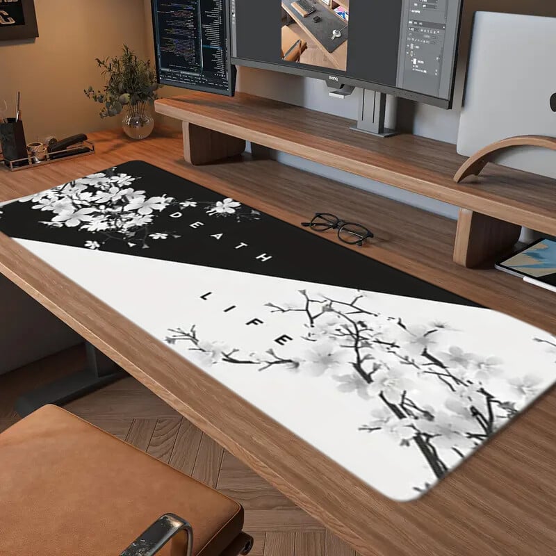 Tastatură alb-negru Cherry Blossom Life and Death Pad de mouse pentru joc de animație, bază din cauciuc anti-alunecare de 2 mm grosime și margine cusută
