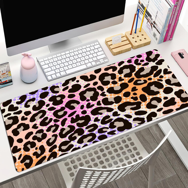 Mouse Pad pentru jocuri mare, bază din cauciuc anti-alunecare, suprafață netedă din material textil, design elegant cu imprimeu leopard, perfect pentru birou, acasă și