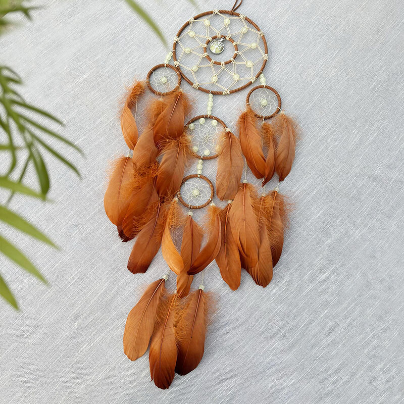 Apărător de vise, pene roșii țesute manual, clopoței de vânt, ornamente suspendate pentru dormitor, decorațiuni de perete, cadouri creative pentru festivalul de aniversare