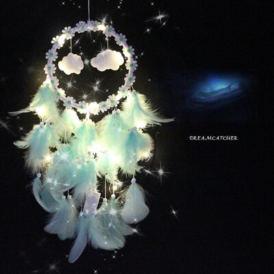 Apăsător de vise cu lumină cu LED, pene, pene, agățat pe perete, cadou romantic de Ziua Îndrăgostiților pentru iubită