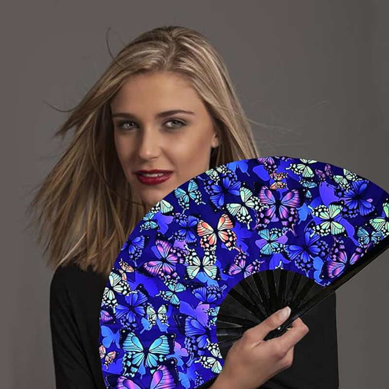 Un fluture colorat evantai mare pliabil de mână pentru carnavalul carnavalului