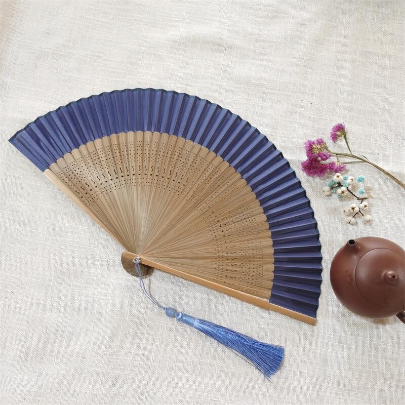 Ventilator pliabil în stil chinezesc retro, bambus, lemn, mătase, dans, cu ciucuri, performanță pentru petrecerea de nuntă pentru femei, recuzită pentru ventilator de mână