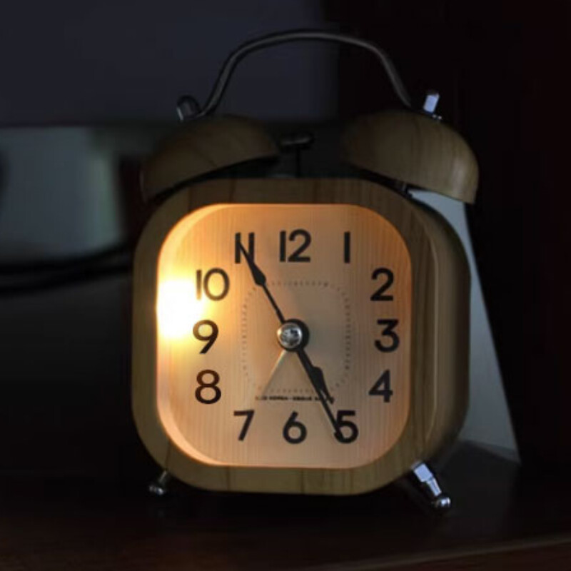 Ceas cu alarmă retro pentru cap de pat, decorațiuni pentru casă, mini ceas drăguț din lemn, lumină de noapte, ceas cu alarmă tăcută, ceas de bucătărie, dormitor