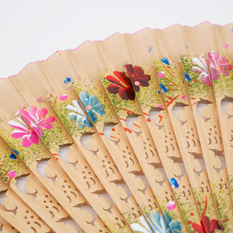 Сгъваем вентилатор дървен испански вентилатор за танци Аксесоари за облекло Начало Декор Орнаменти Занаяти Танцуващ печат Фотография Реквизит